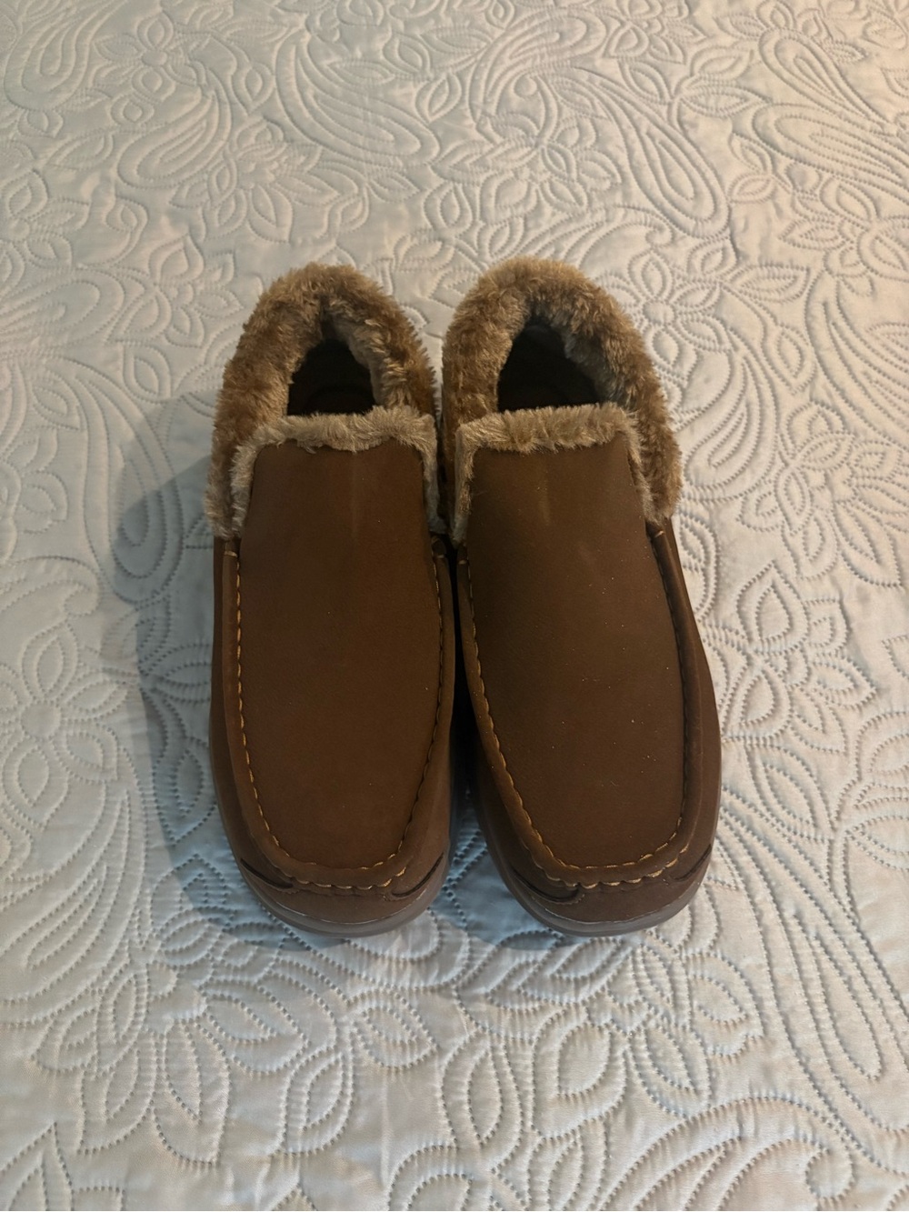 Men’s Slippers By FitVille Size 10